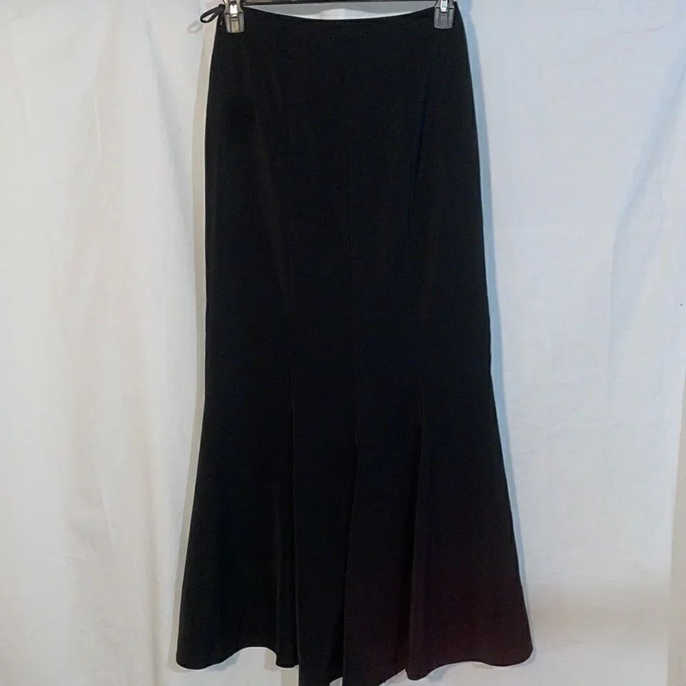 AKO design black full length skirt